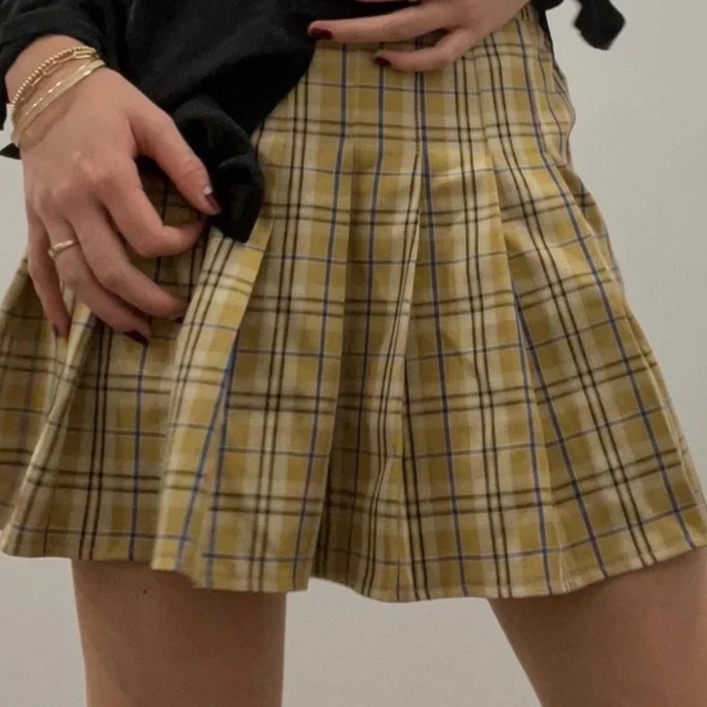 Factorie Yellow Skater Mini Skirt with Pleats